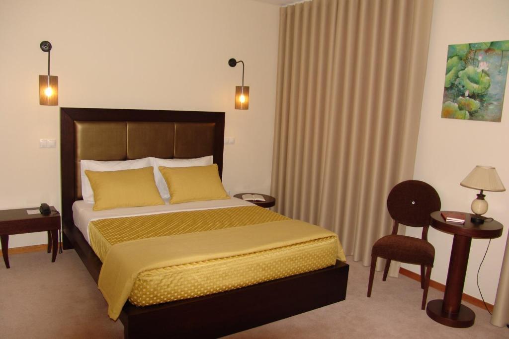 Santo Thyrso Hotel Santo Tirso Oda fotoğraf